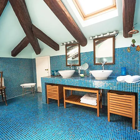 Alojamento de Acomodação e Pequeno-almoço Bonafata 4*